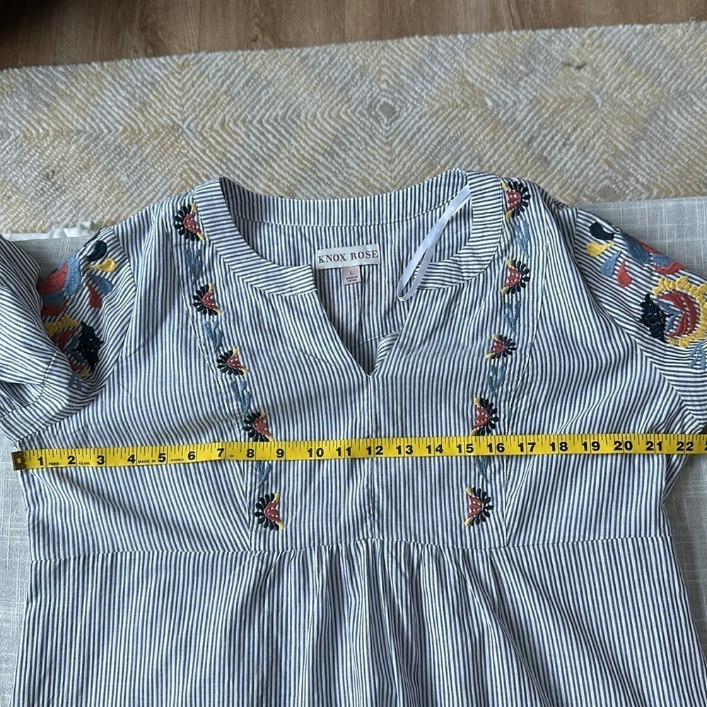 Retired Boho embroidered puff sleeve midi dress - Picture 6 of 8